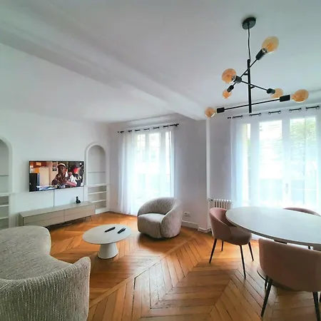Apartment Rue Eugene Delacroix - 16
